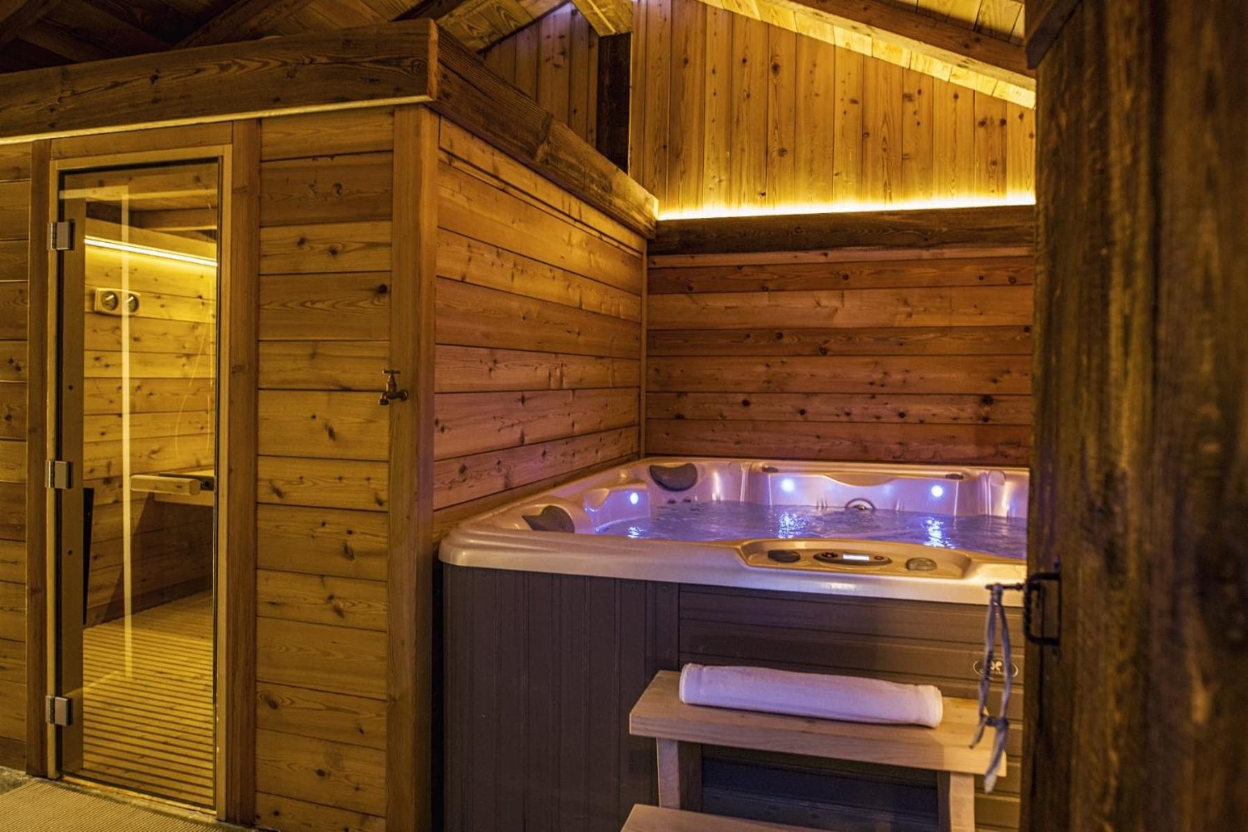 Chalet Black Wood Chalé Chamonix