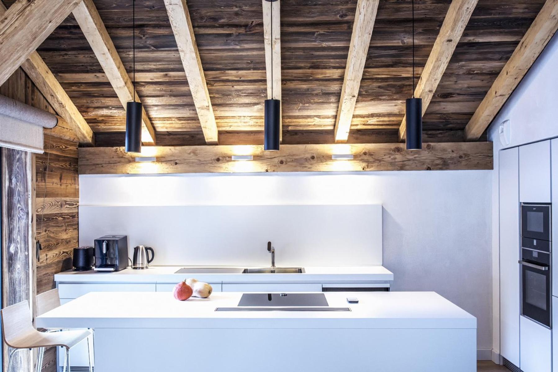 Chalet Black Wood Chalé