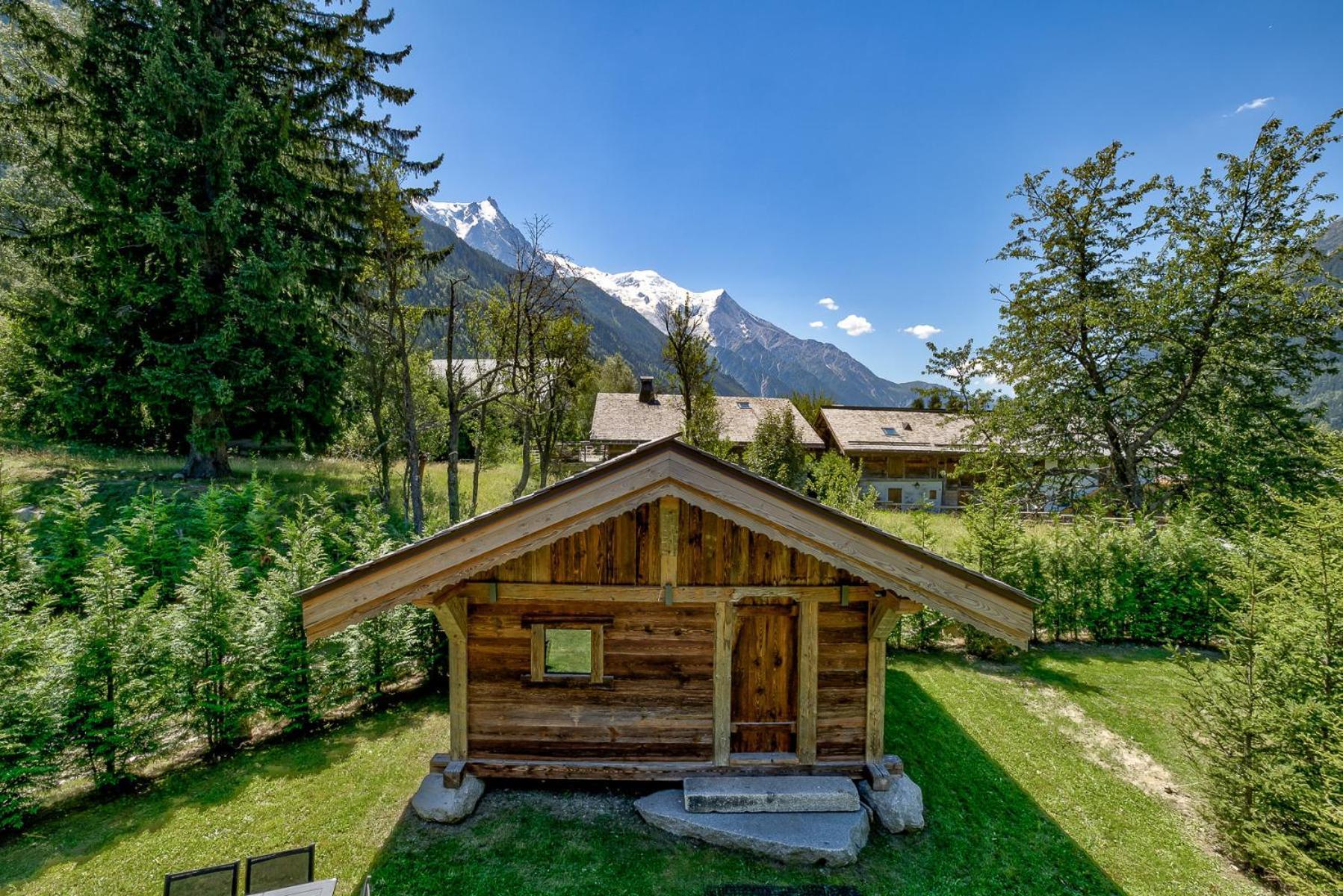 Chalet Black Wood Chalé *
